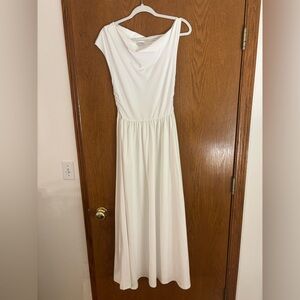 Elegant White Maxi Dress